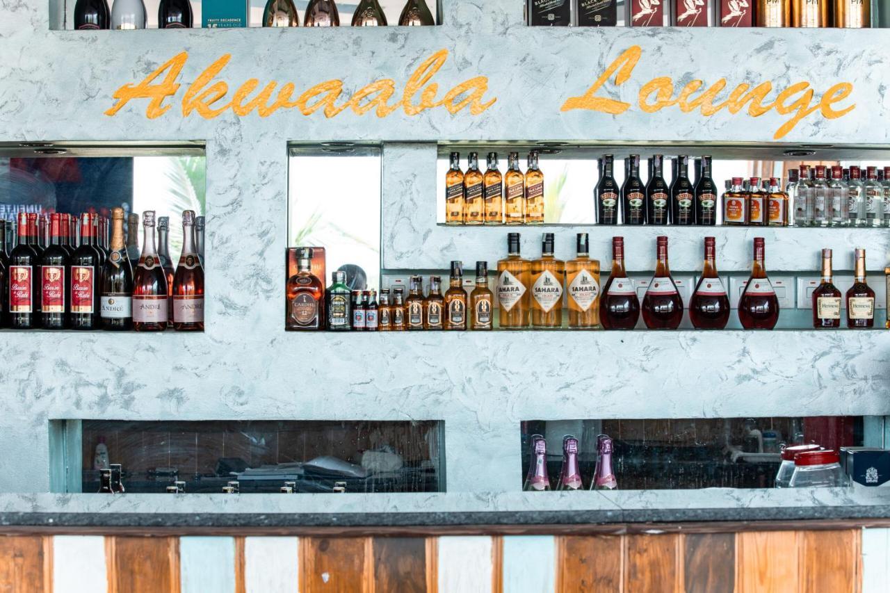 Plus 33 Hotel Nungua Kültér fotó