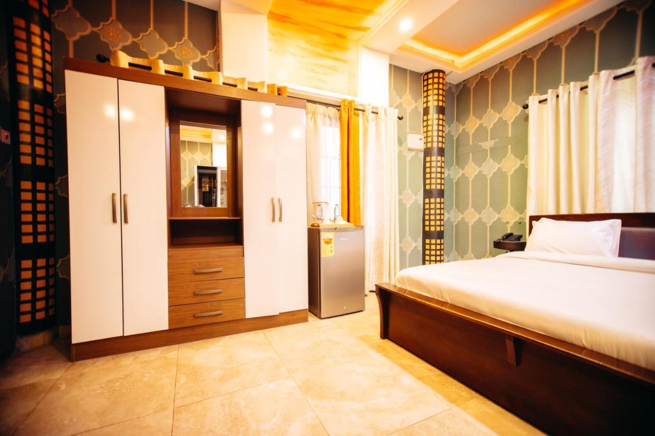 Plus 33 Hotel Nungua Kültér fotó