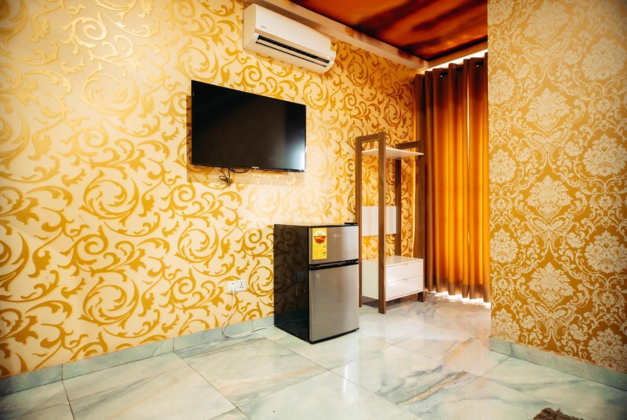 Plus 33 Hotel Nungua Kültér fotó