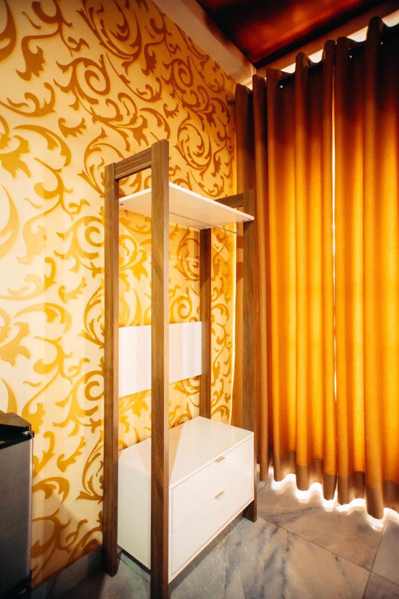 Plus 33 Hotel Nungua Kültér fotó